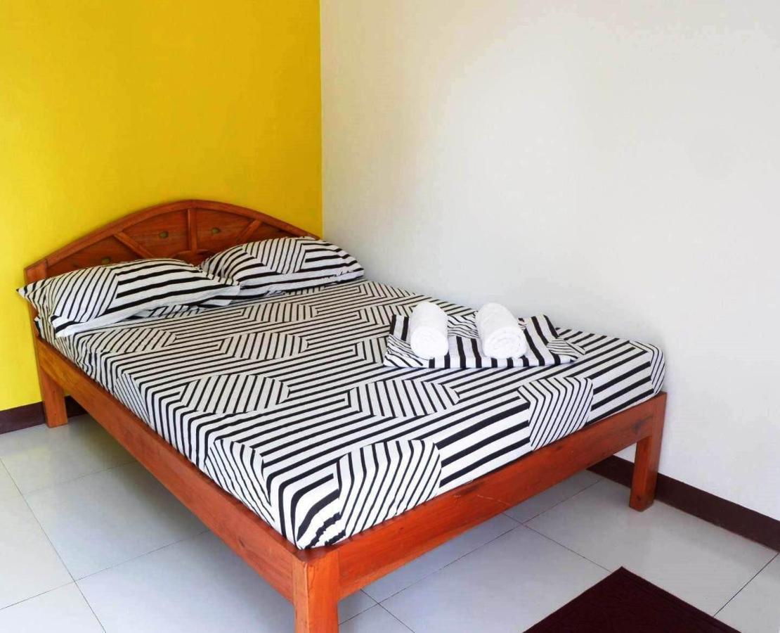 Princesa Michaella Hostel Itaytay Esterno foto