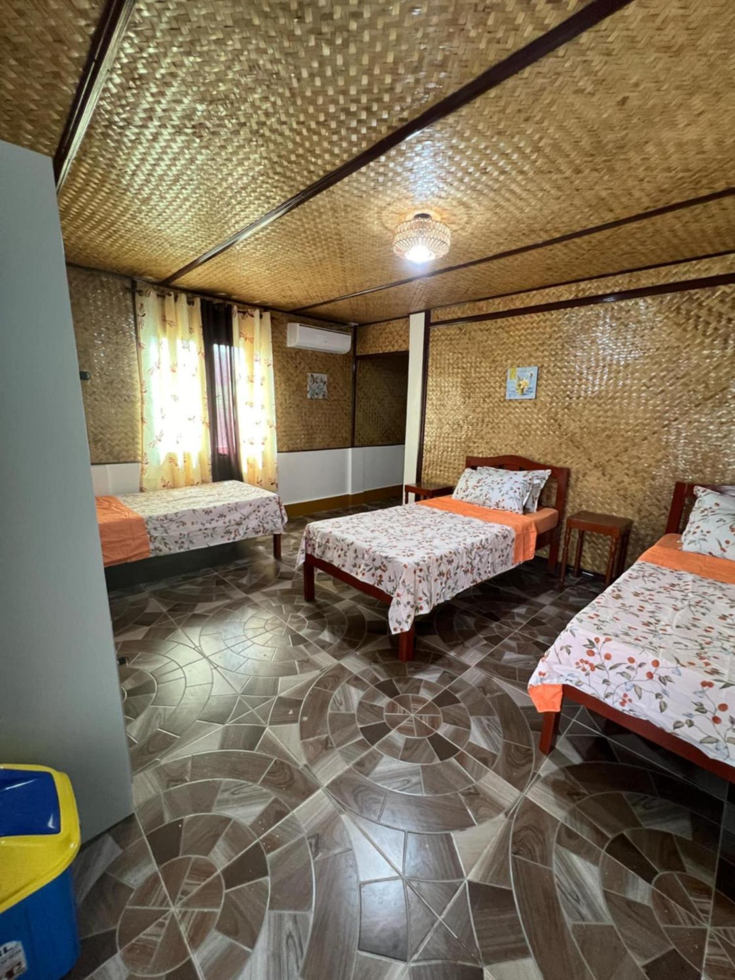 Princesa Michaella Hostel Itaytay Esterno foto