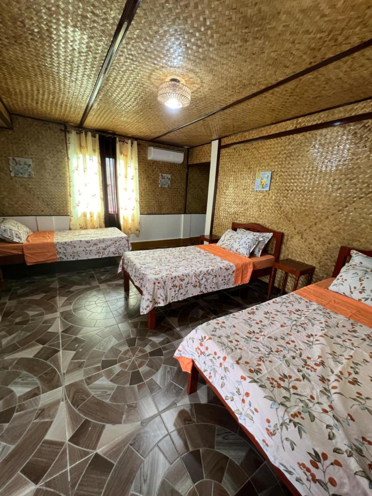 Princesa Michaella Hostel Itaytay Esterno foto